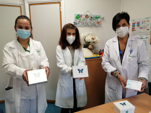 El hospital Virgen de las Nieves de Granada diseña una 'caja de recuerdos' para padres que pierden al bebé antes del parto
