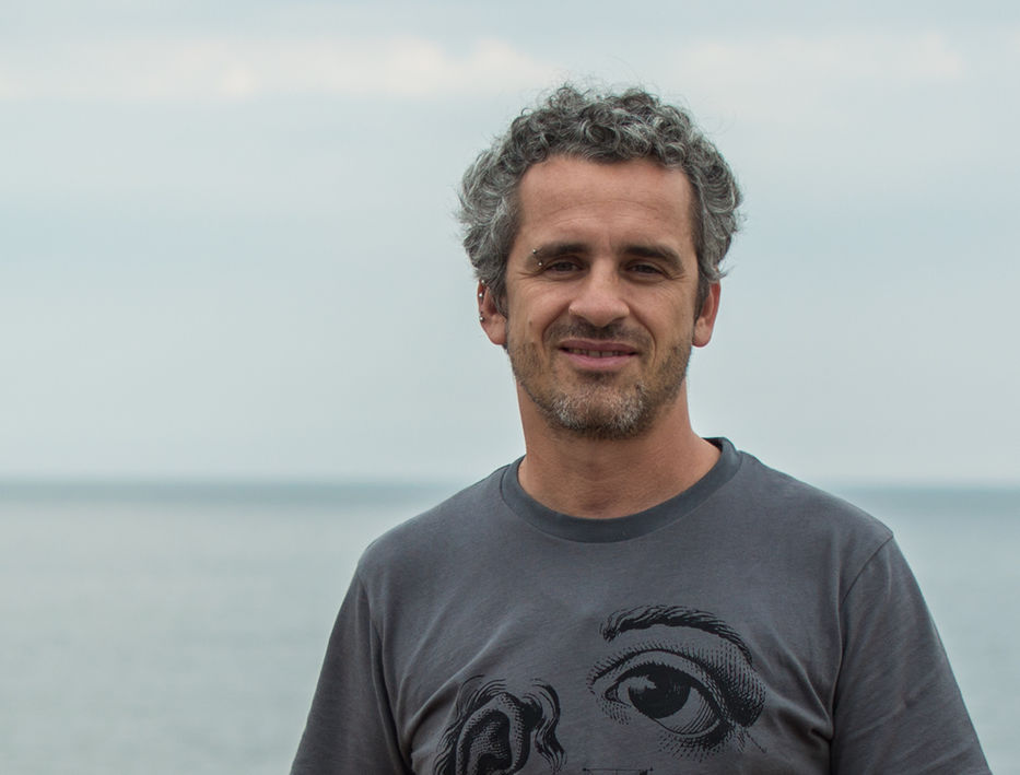 José Luis Peixoto:  la muerte es una realidad y fingir que no existe no es sano”
