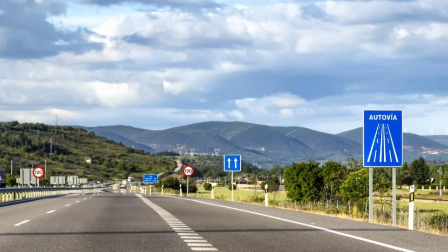 La UE quiere reducir la mortalidad en carretera un 20 por ciento con un limitador de velocidad desde 2022