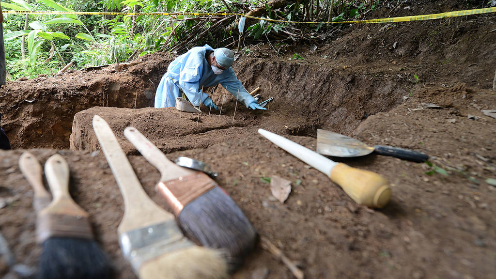 Hay más de 150 cementerios clandestinos en El Salvador que ya registra más de 2.300 desaparecidos por violencia en 2019