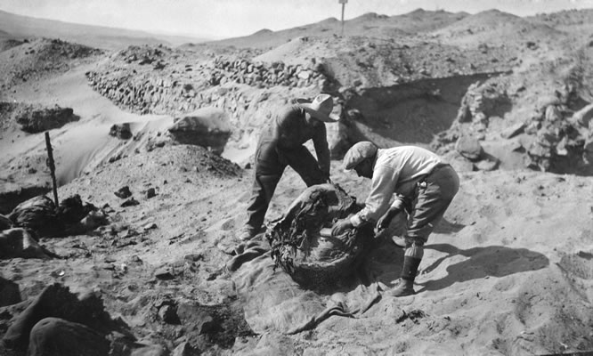 Perú declara patrimonio nacional los textiles Paracas recuperados de Suecia