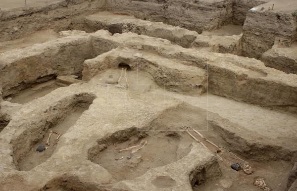 Descubren un cementerio de la élite moche y un nuevo templo huari en norte de Perú
