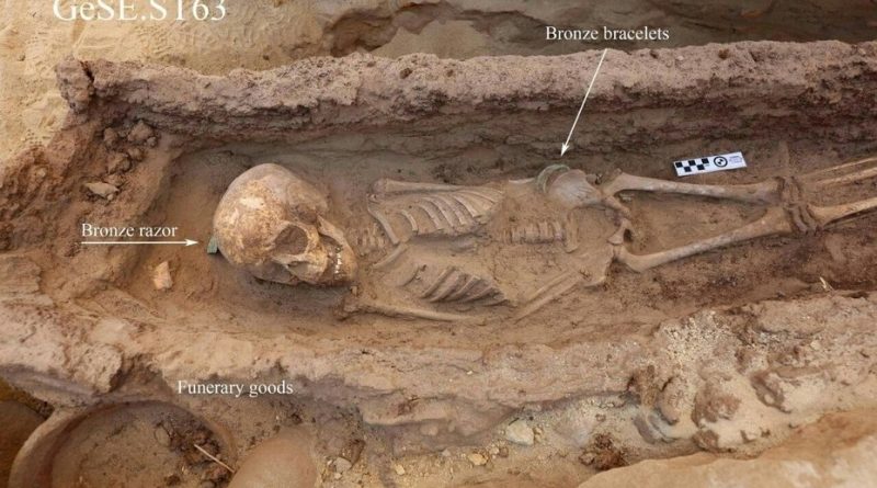 Egipto anuncia el descubrimiento de cuatro tumbas faraónicas de niños en Asuán y un cementerio en Kom Ombo