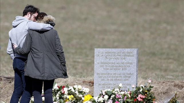 La familia del piloto suicida de Germanwings agradece en una esquela el apoyo recibido