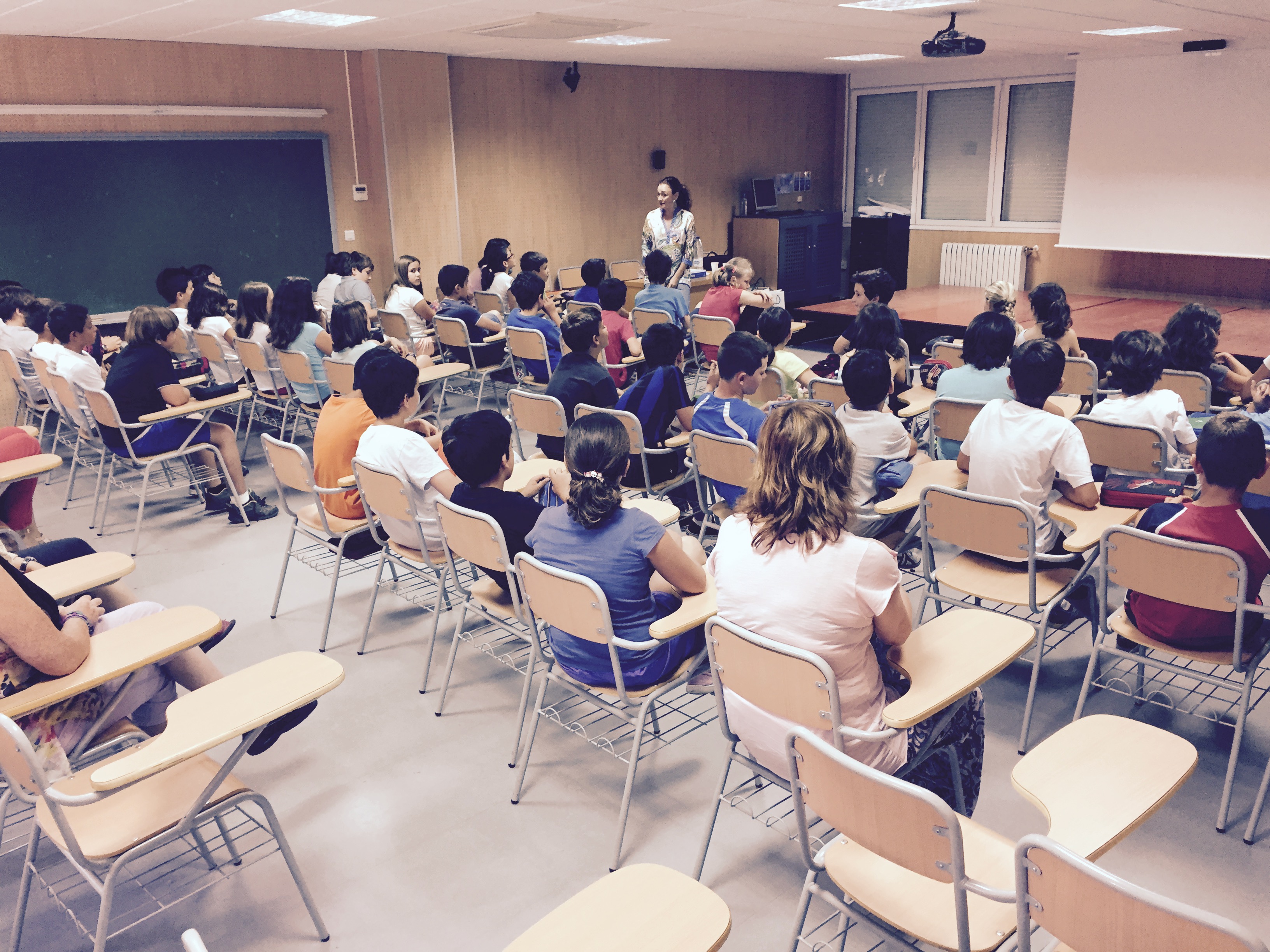 El Gobierno de Navarra organiza unas jornadas para ‘hablar del suicidio en las aulas’