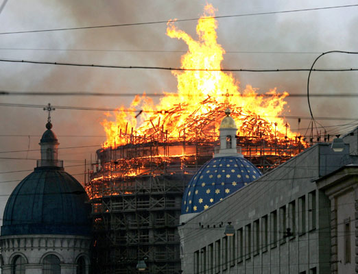 Otros lugares patrimonio de la humanidad que sufrieron incendios, guerras y terremotos