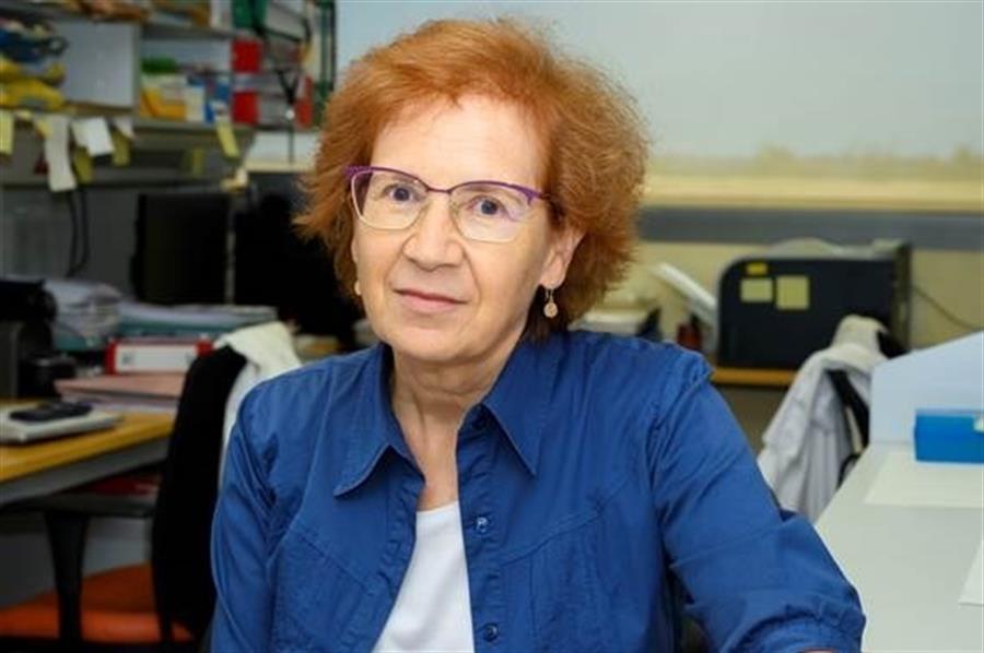 Margarita del Val: “Se toman estas medidas para proteger a los vulnerables y especialmente a los que nos curan”