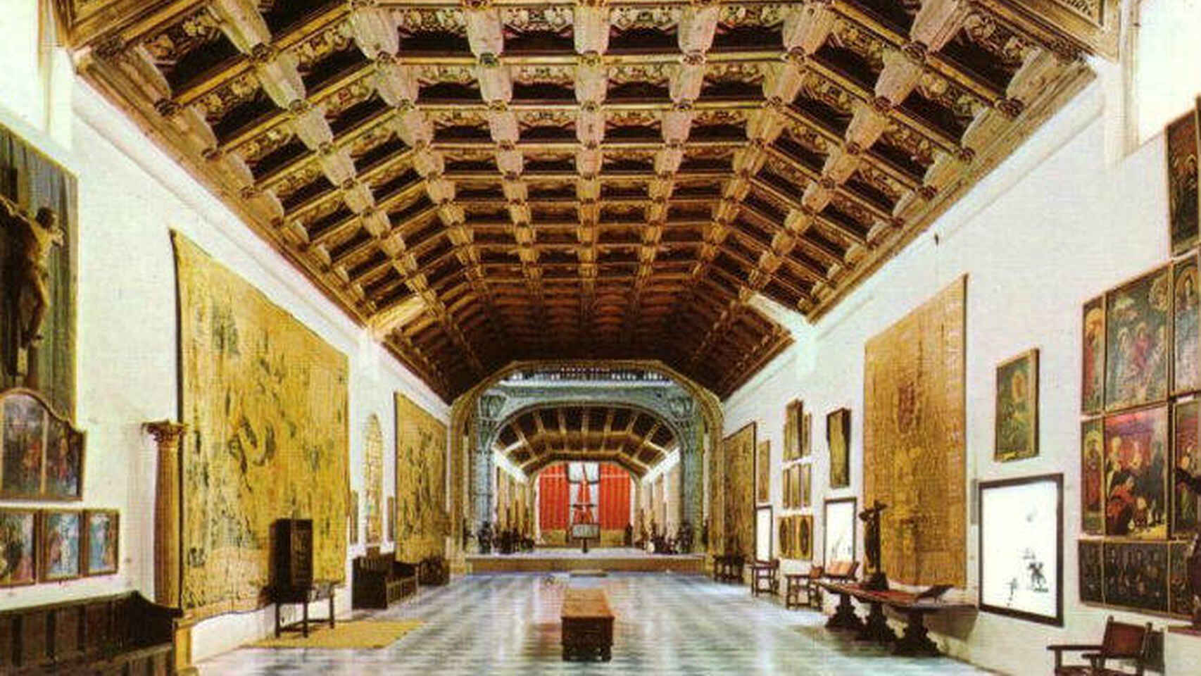 El Museo de Santa Cruz de Toledo expone objetos de cuevas funerarias de la Edad del Cobre como 'piezas del mes'