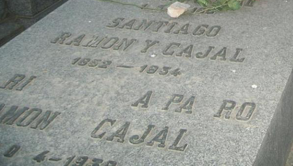 La Real Academia de Ciencias denuncia vandalismo en la tumba de Ramón y Cajal