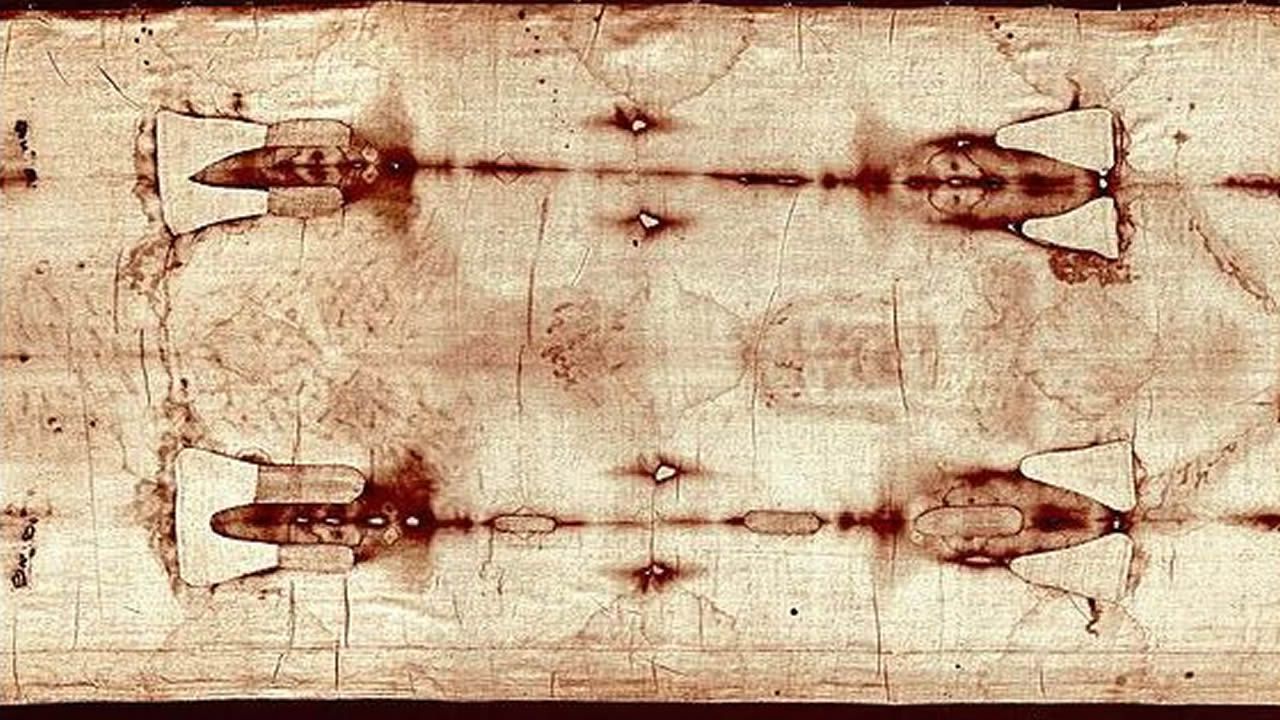 Un nuevo estudio señala que la Sábana Santa tiene manchas que no corresponden a un cuerpo crucificado