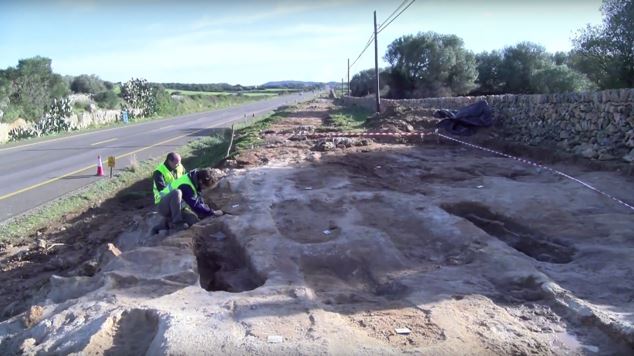Hallan una necrópolis islámica medieval durante las obras de una carretera de Menorca