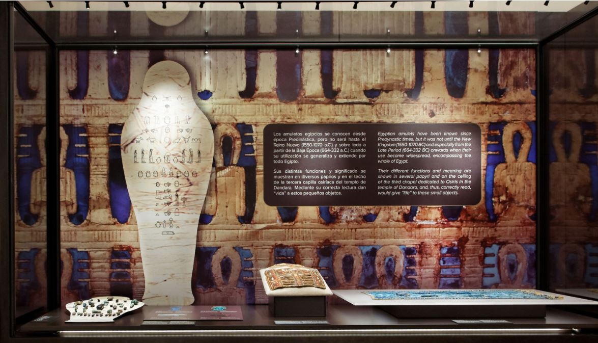 El Museo Arqueológico Nacional dedica su ‘Vitrina cero’ a objetos funerarios egipcios