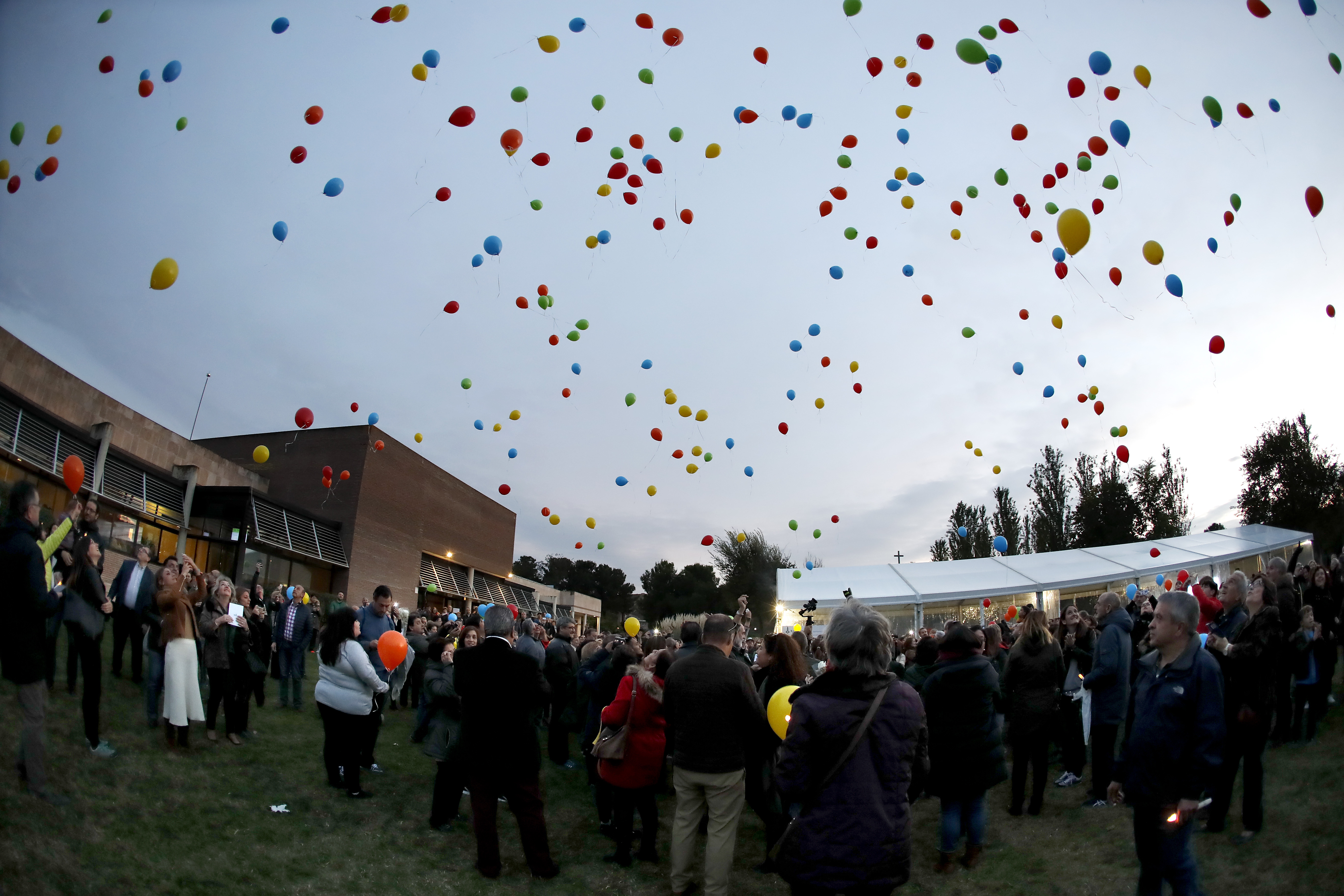 Las empresas de servicios funerarios de toda España preparan un homenaje a los fallecidos en la semana de difuntos
