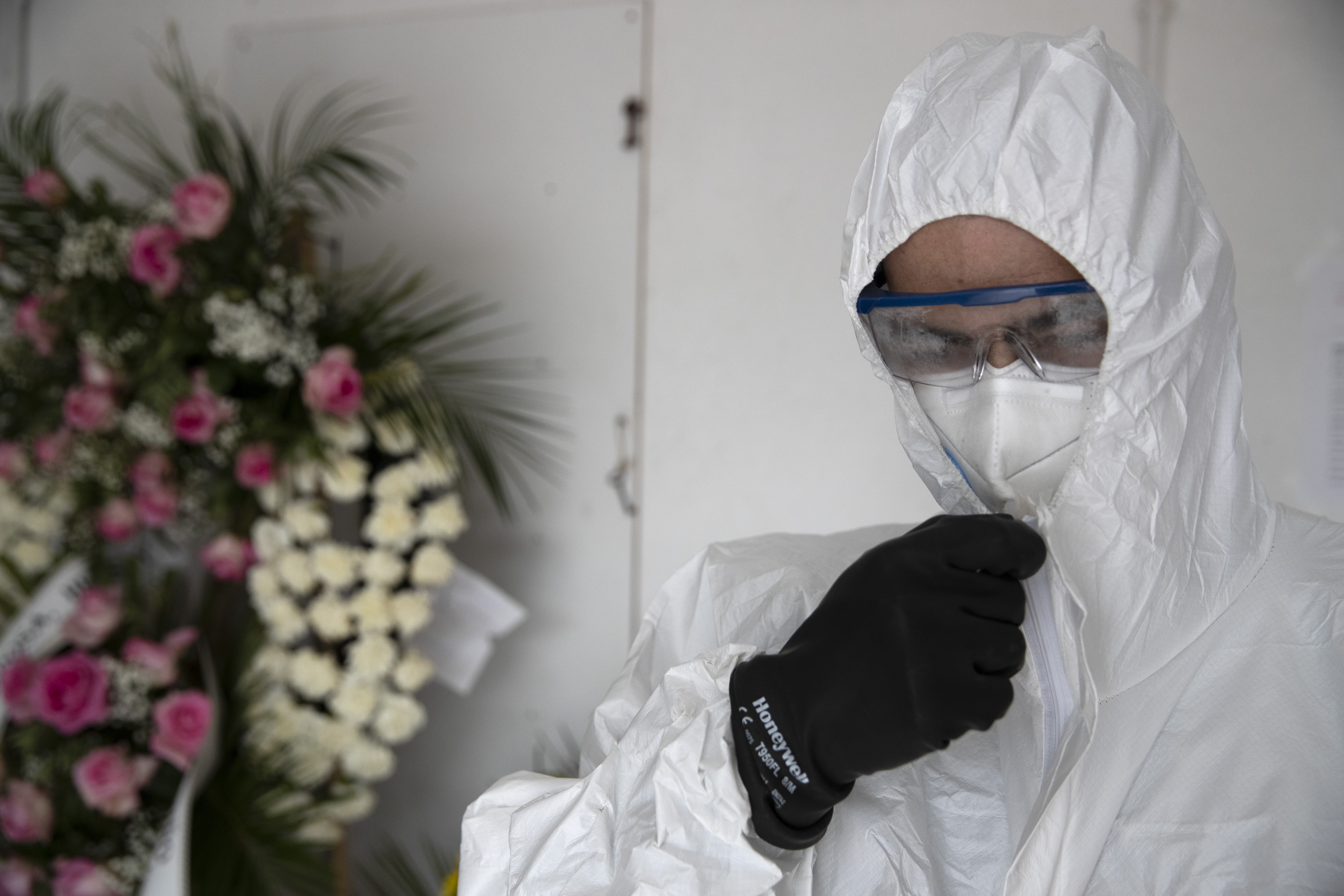 Funermostra y Panasef agradecen y reivindican con sendos vídeos el trabajo ‘invisible’ de los 11.000 profesionales funerarios con el COVID-19