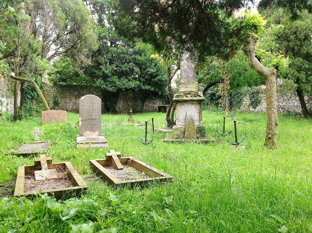 Comienzan las visitas guiadas para conocer el Cementerio Británico de Santander