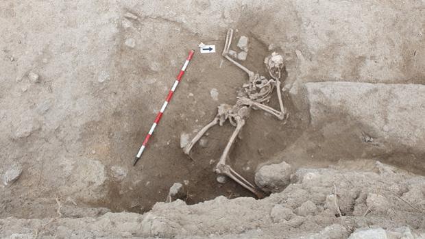 El misterio del esqueleto medieval hallado en España con más heridas de violencia