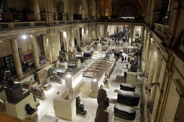 Los turistas ya pueden hacerse un selfi gratis con las momias en el Museo Egipcio del Cairo