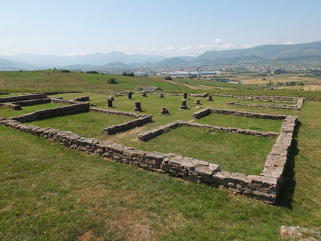 El Museo de Prehistoria y Arqueología de Cantabria (Mupac) repasa 25.000 años de historia de la región a través de la muerte